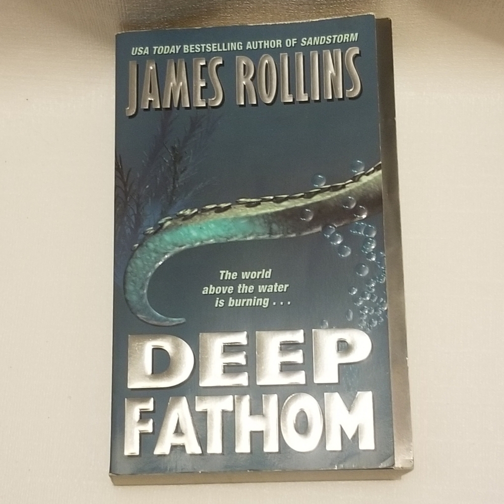 Oceanic scifi thriller by James Rollins- "Deep Fathom" paperback